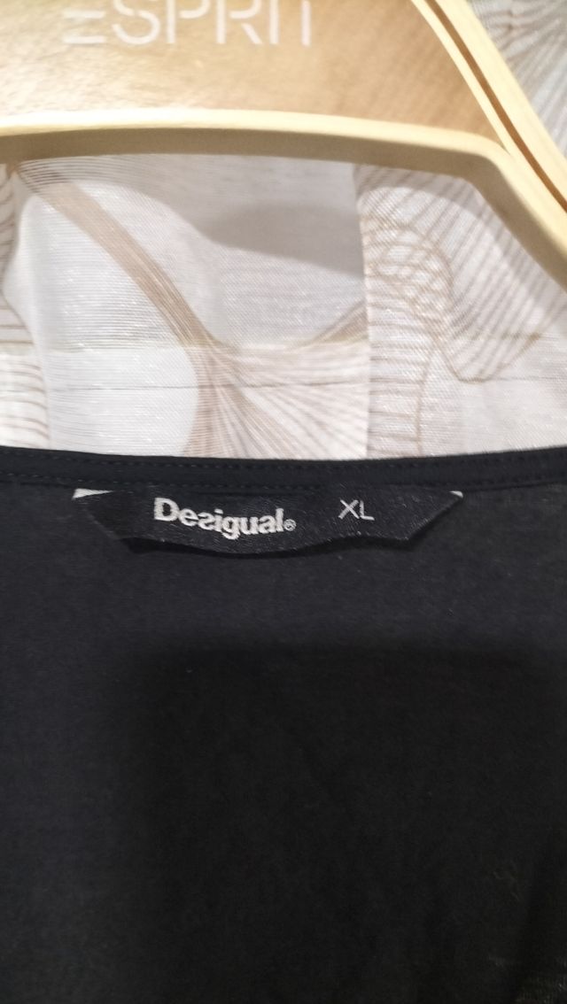 Camiseta Desigual XL - Flores