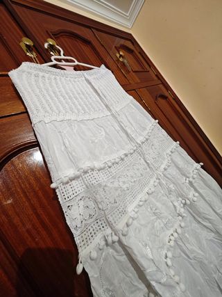 Falda blanca boho