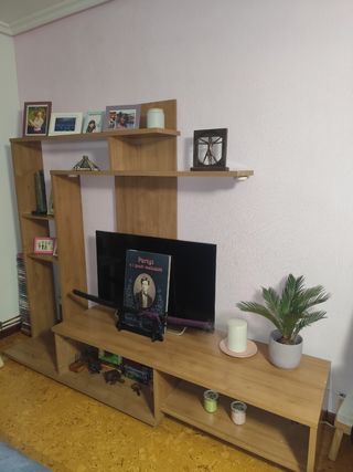 Mueble salón madera - Estanterías