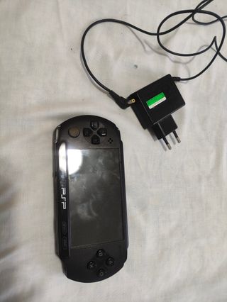 PSP Street 64GB - Negra