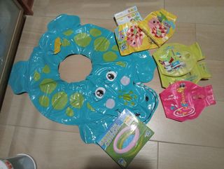 Flotador,manguitos bebé y piscina pequeña+regalo