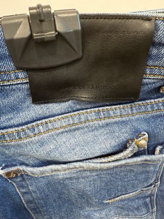 Jeans Project X Paris con parches.