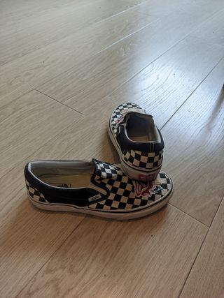 Vans Slip-On - Rosas Bordadas