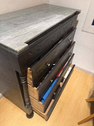 Cajonera antigua de mármol-madera