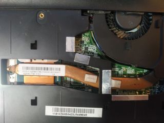 Portátil Lenovo B5400 negro
