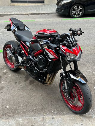 Kawasaki Z 900 -2024