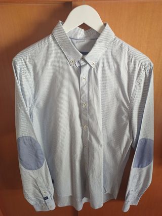 Camisa rayas azules y blancas