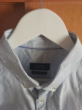 Camisa rayas azules y blancas