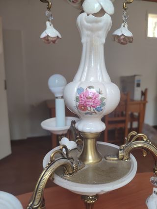 Lámpara cerámica flores - dorada, blanca