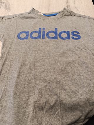 Camiseta Adidas niño gris-azul