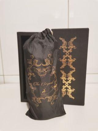 The Serpent - Maison Alhambra  