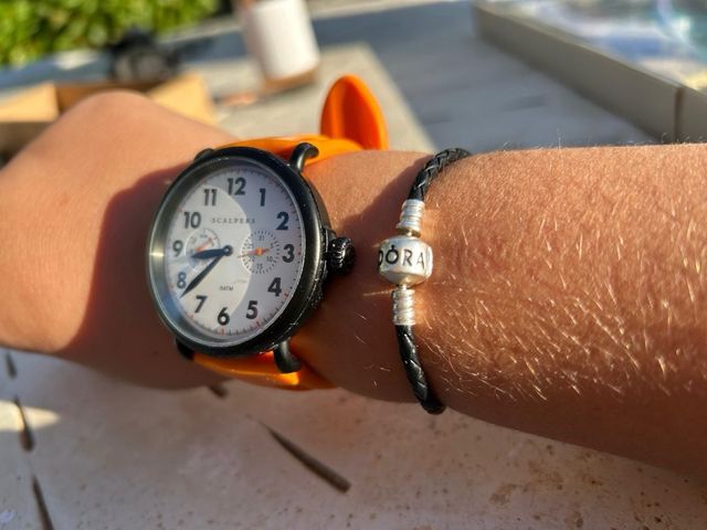 Reloj Scalpers correa naranja -