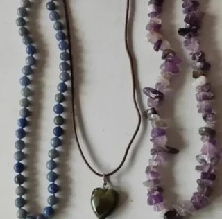 Collares y pulsera piedras preciosas