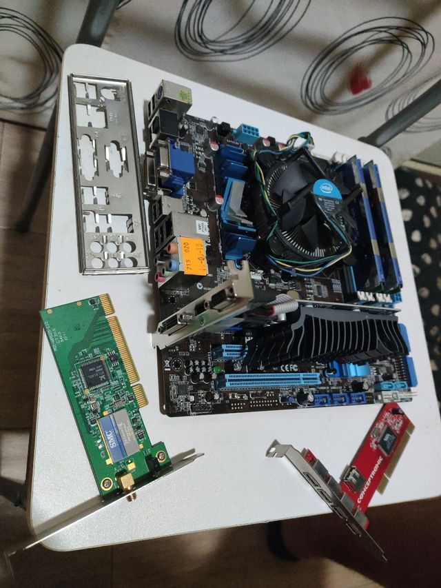 Placa base Asus + componentes