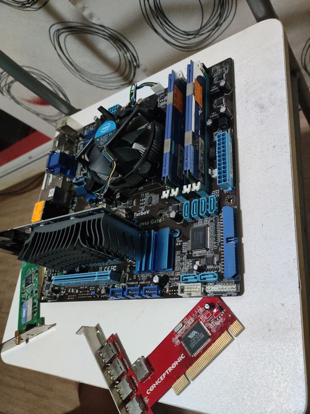 Placa base Asus + componentes