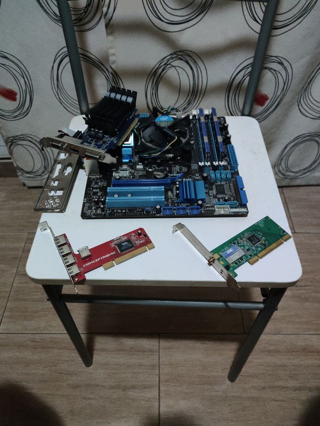 Placa base Asus + componentes