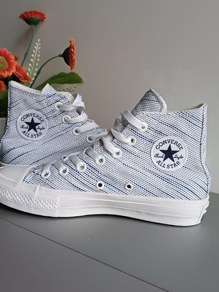 Converse All Star: sneakers bianche e blu