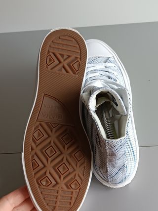 Converse All Star: sneakers bianche e blu
