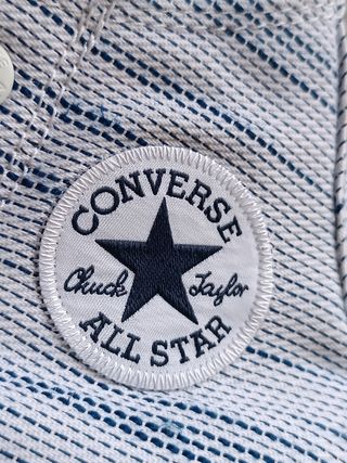Converse All Star: sneakers bianche e blu