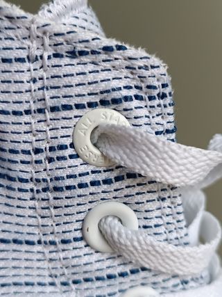 Converse All Star: sneakers bianche e blu