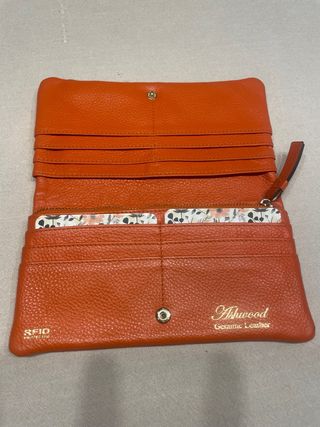 Nueva Billetera Ashwood - Preciosa, Cuero genuino