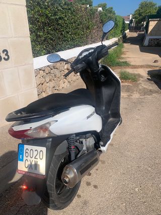 Honda Dylan 125