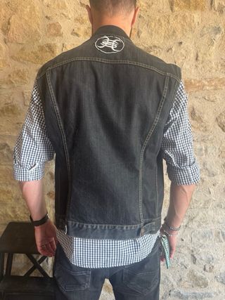 Chaleco Levis XL con Parches