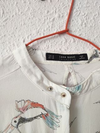 Blusa Zara colibríes T-M