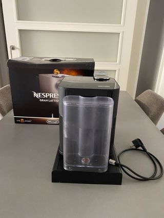 Cafetera Nespresso Gran Lattissima