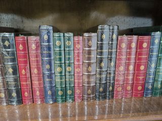 Biblioteca clásica Gredos completa 150 volúmenes 