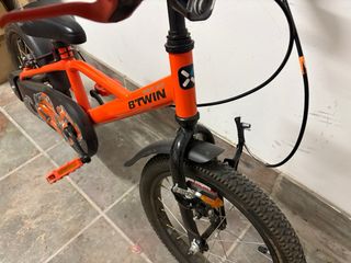 Bicicleta niño 3-6 años.
BTWIN 16" 500
9Kg