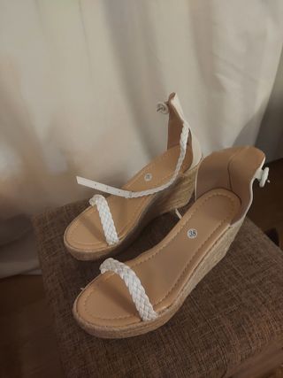 Sandalias esparto blancas - talla 38. A estrenar