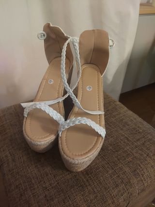 Sandalias esparto blancas - talla 38. A estrenar