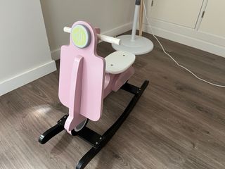 Balacín moto rosa niña