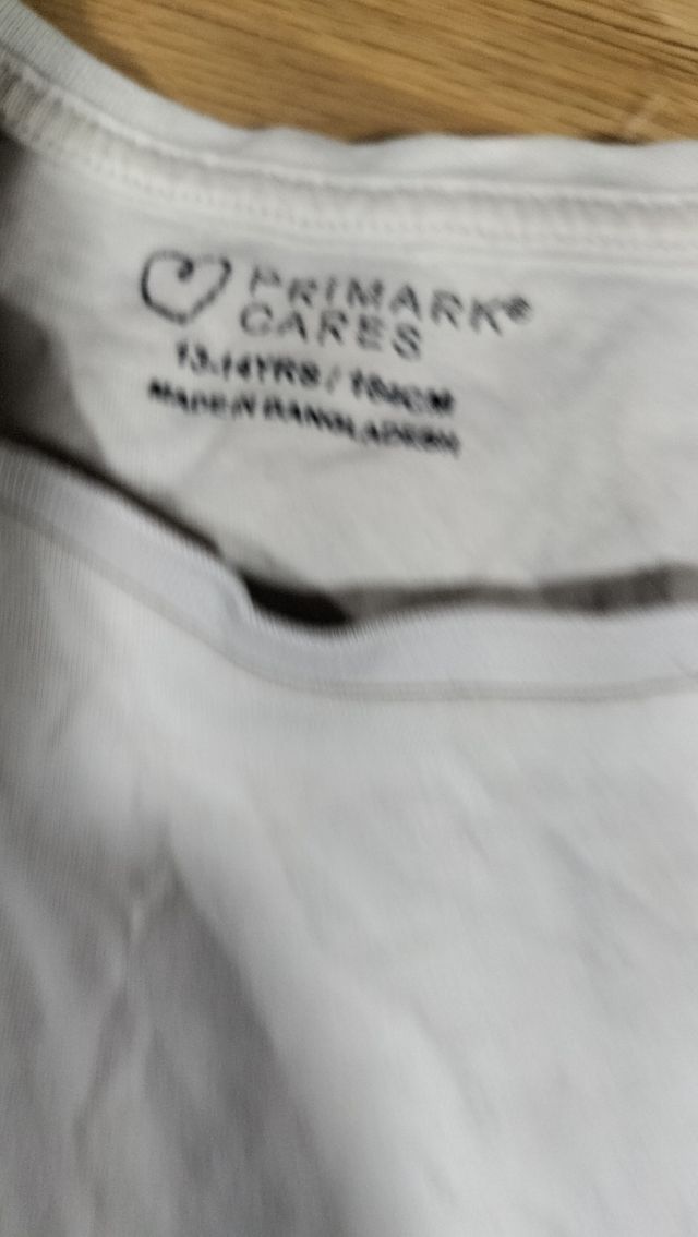 4 Camisetas varias tallas 12-14