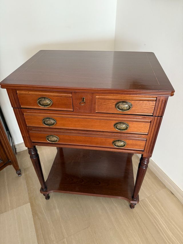 Mueble antiguo cubertero 4 cajones