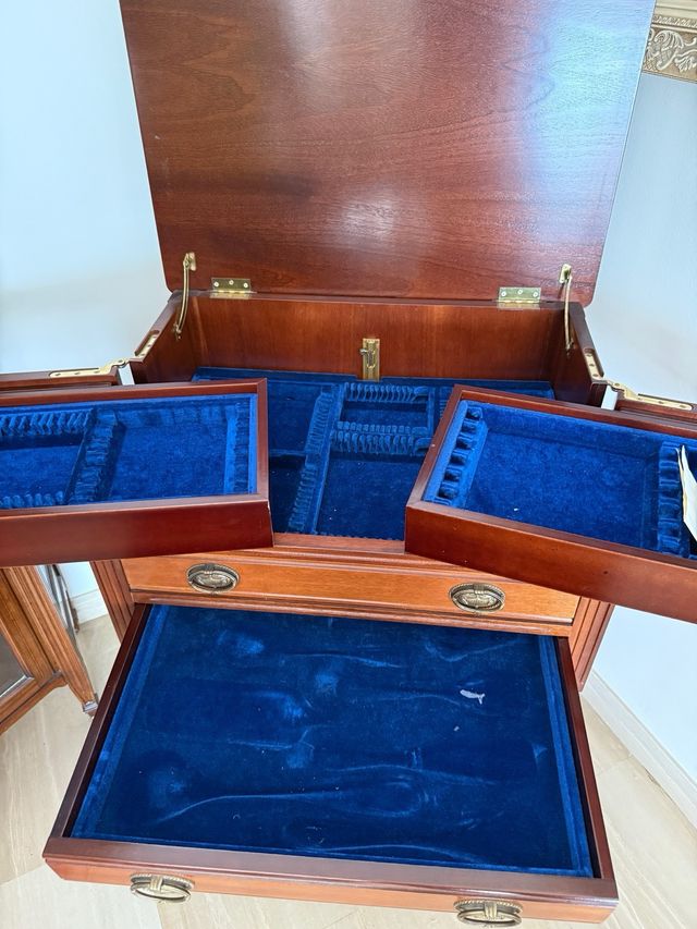 Mueble antiguo cubertero 4 cajones