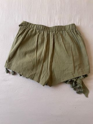 Shorts- Falda Verde Oliva con flecos