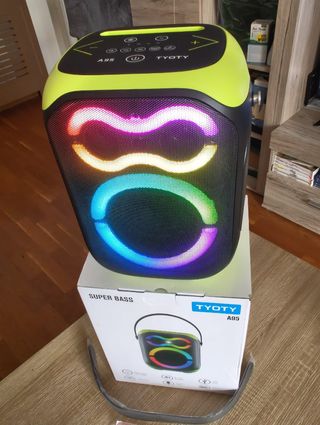 Altavoz Bluetooth TYOTY A95 portátil