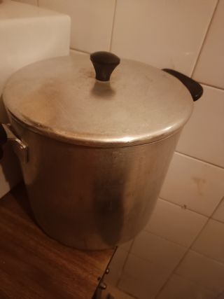 Olla grande metalica - cocina