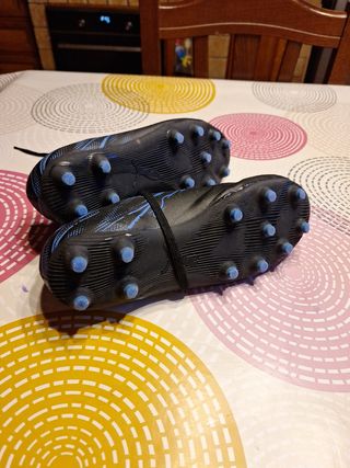 Scarpe calcio Puma x bambino - nere e blu N.36