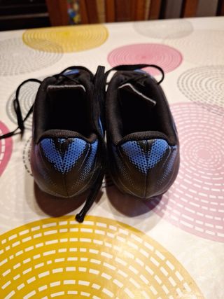 Scarpe calcio Puma x bambino - nere e blu N.36