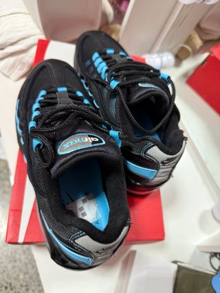Nike Air Max 95 - Azul y Negro