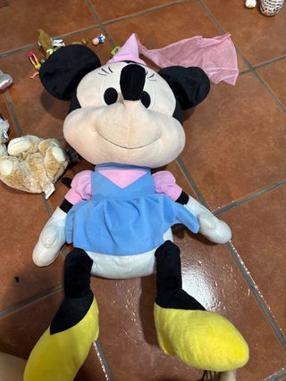 Minnie Mouse Princesa - Peluche Gigante