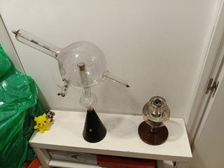 Lote lámparas de tubos de rayos catódicos vintage.
