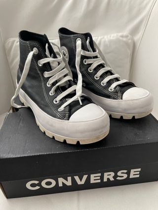 Converse  - Botas Negras
Compradas en tienda