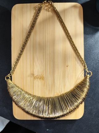 Collar dorado - Gargantilla
