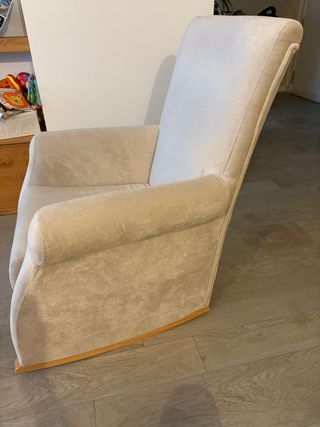 Sillón mecedora beige banak importa