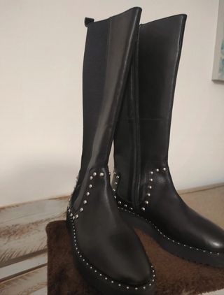 Stivali neri con borchie APEPAZZA N 36