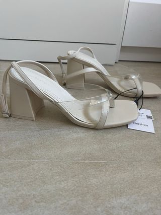 Sandalias Bershka beige